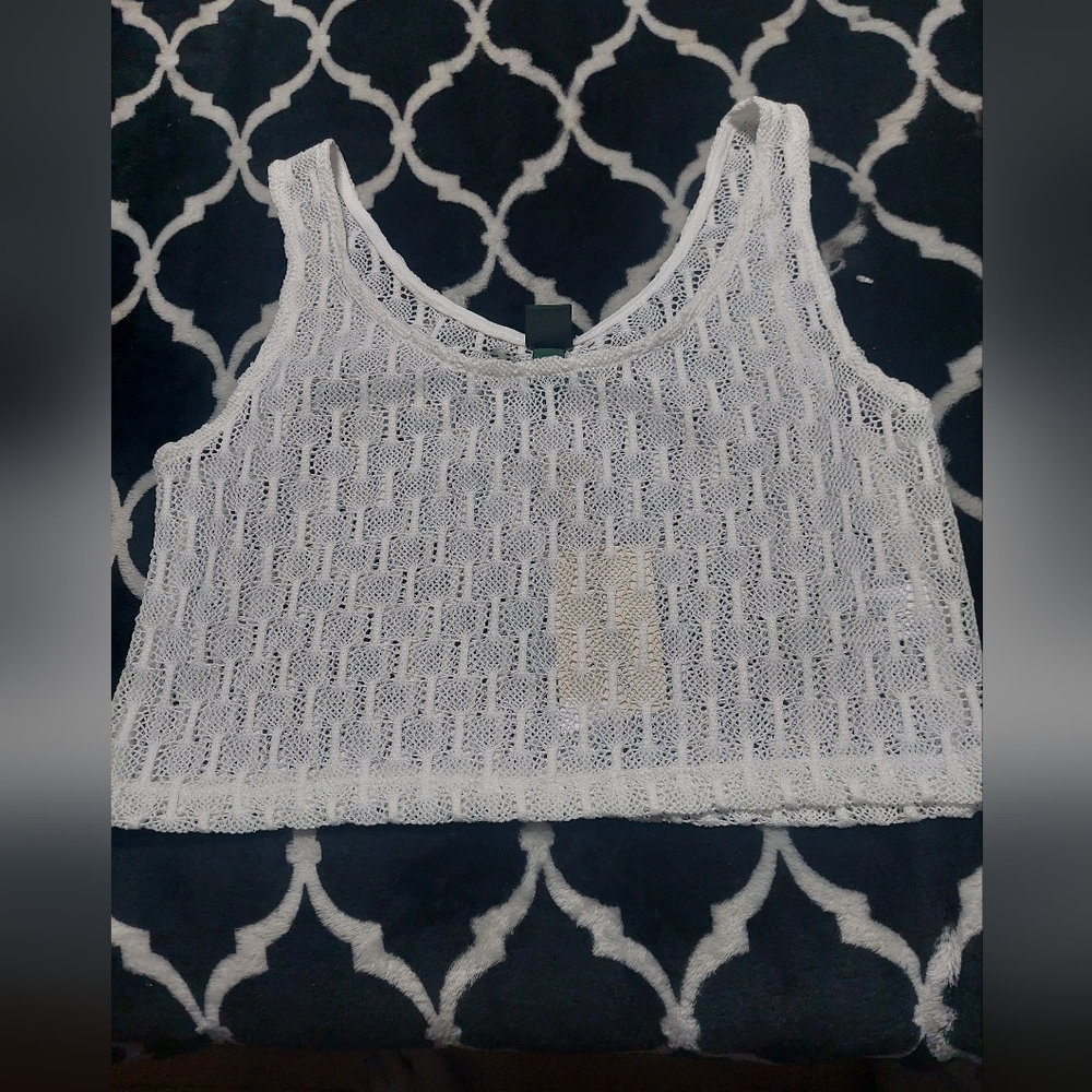 NWOT wild fable white/off white lace cropped top Xs